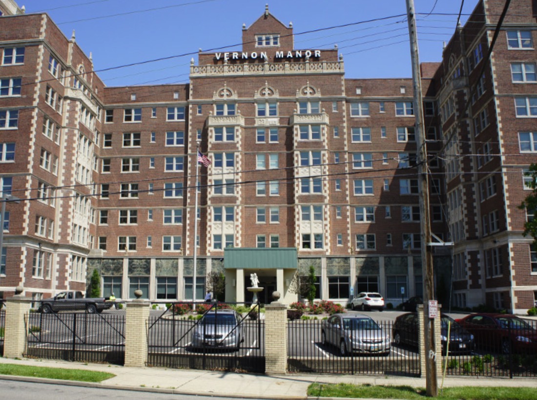 Vernon Manor / Children's Hospital
